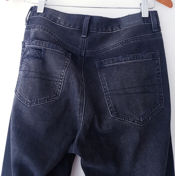 AMERICAN EAGLE Black Distressed + Torn Mom Denim Jeans - Picture 11 of 11